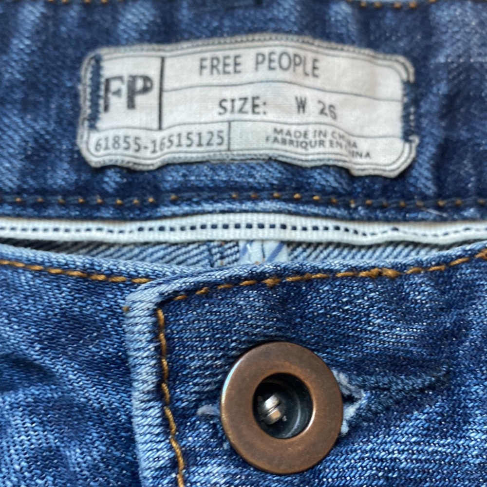 Free People Logan High Rise Cutoff‎ Denim Shorts - Picture 6 of 10